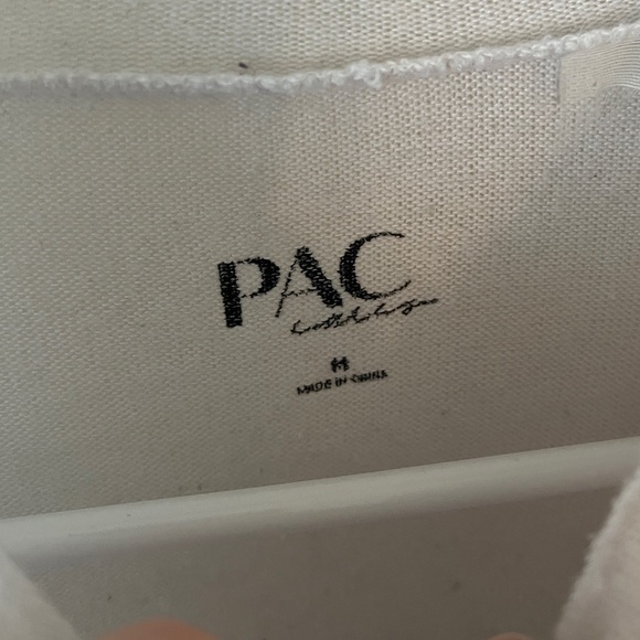 Cropped long-sleeve tee - Picture 2 of 3